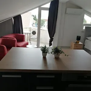 Milka Apartment Zadar