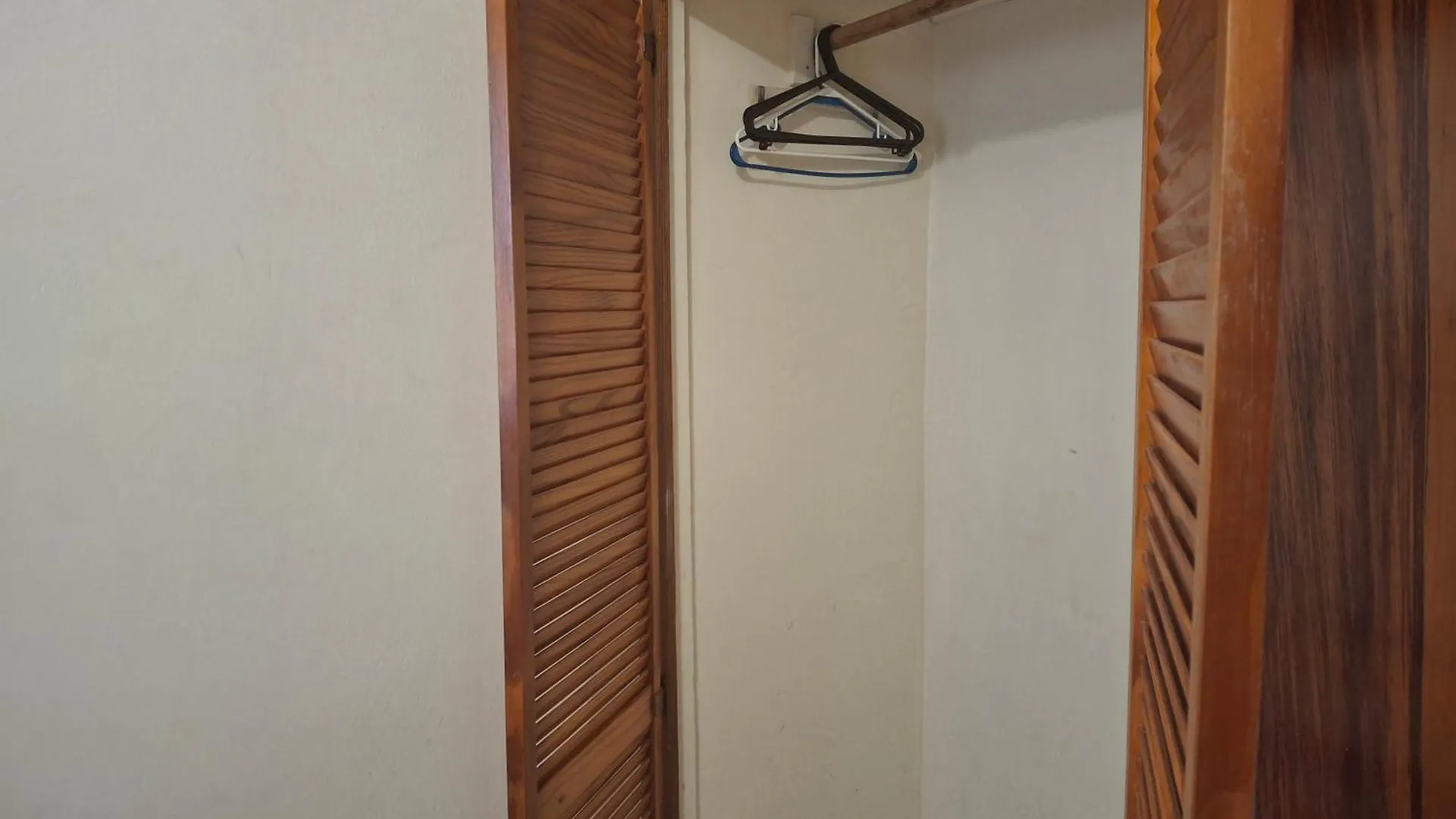 Holiday home Dover Beach House Christ Church